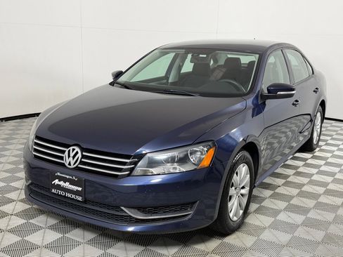 Used 2013 Volkswagen Passat 2.5 S image 7