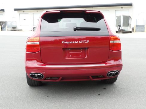 Used 2009 Porsche Cayenne GTS AWD/4WD image 6