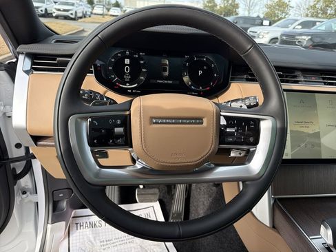 New 2026 Land Rover Range Rover Long Wheelbase SE image 22