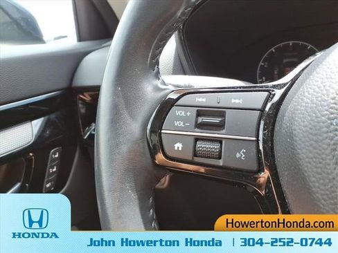 Used 2024 Honda CR-V EX-L image 10