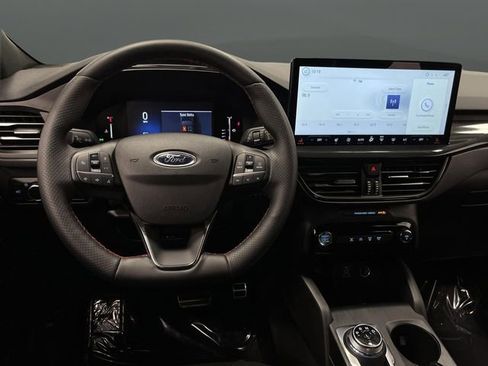 Used 2024 Ford Escape ST-Line w/ Tech Pack #1 image 5