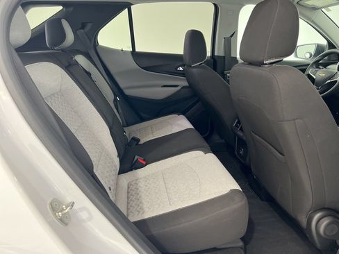 Used 2023 Chevrolet Equinox LS w/ LS Convenience Package FWD image 24