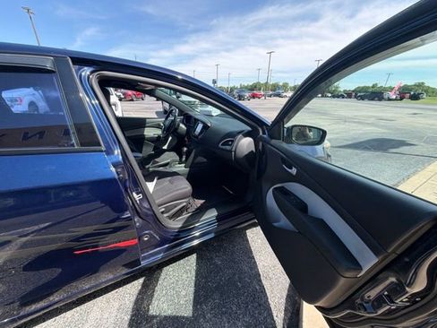 Used 2015 Dodge Dart SXT FWD image 19