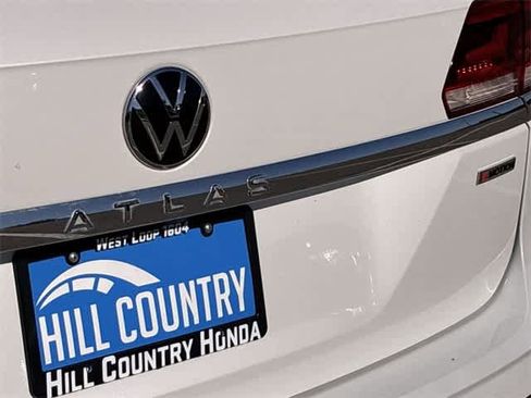 Used 2022 Volkswagen Atlas SEL Premium image 13