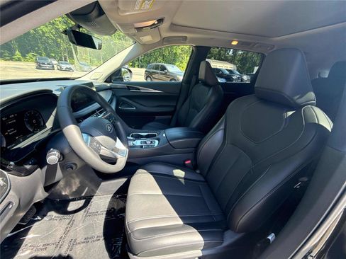 Certified 2025 INFINITI QX60 Luxe AWD/4WD image 11