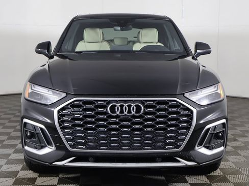 Used 2022 Audi Q5 2.0T Premium w/ Convenience Package image 11