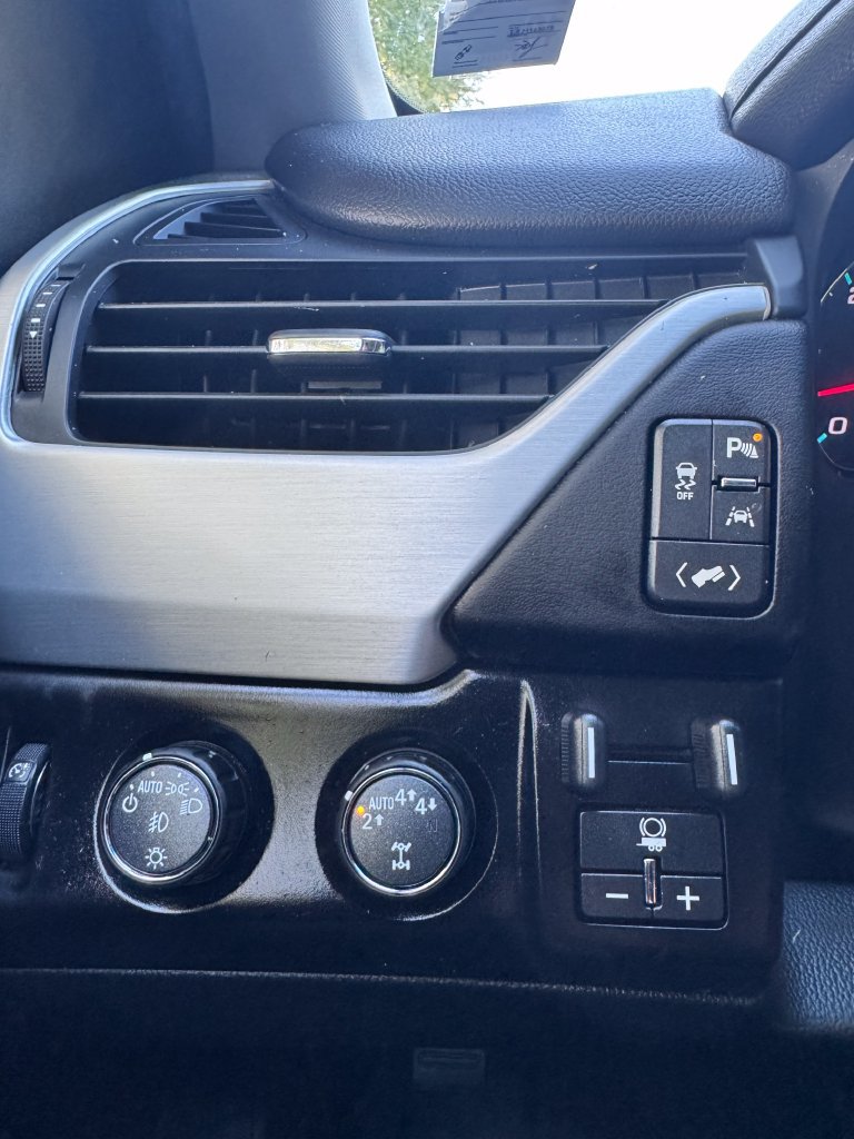 Used 2019 GMC Yukon XL SLT AWD/4WD image 29
