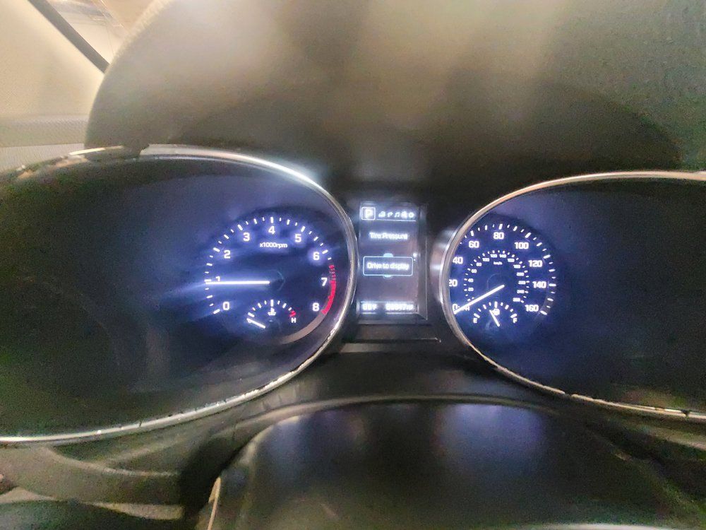 Used 2018 Hyundai Santa Fe Sport FWD image 23