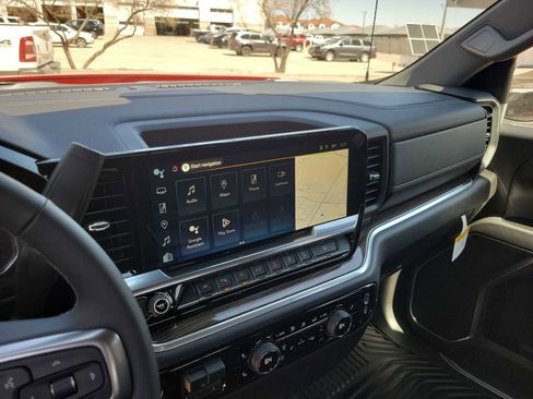 New 2026 Chevrolet Silverado 1500 LT w/ Z71 Off-Road Package AWD/4WD image 24