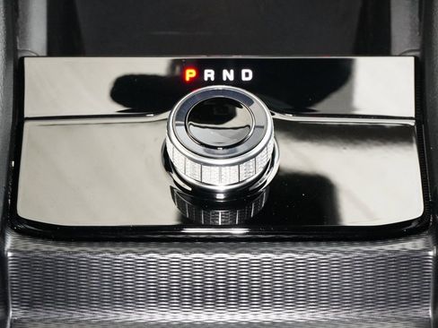 Used 2024 Jeep Grand Cherokee Laredo X w/ Trailer Tow Package image 16