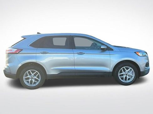 Used 2023 Ford Edge SEL image 8