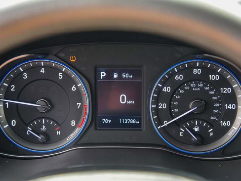 Used 2019 Hyundai Kona SE FWD image 16