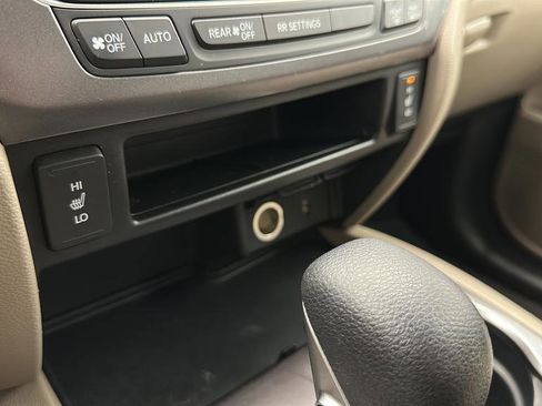 Used 2017 Honda Ridgeline RTL-T image 23