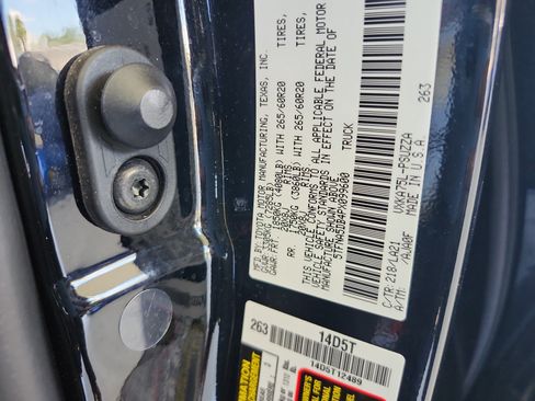 Used 2023 Toyota Tundra Platinum AWD/4WD image 24