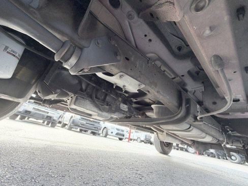 Used 2002 Ford E-350 and Econoline 350 Super Duty RWD image 20