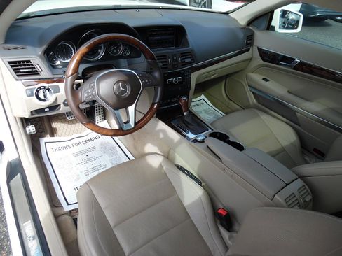 Used 2013 Mercedes-Benz E 350 Coupe w/ Premium 2 Pkg image 11