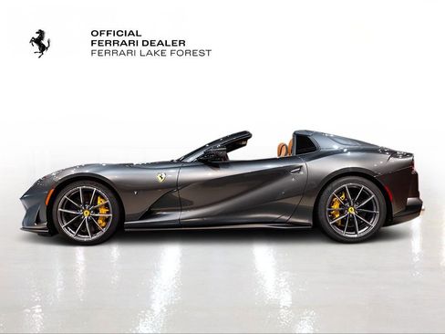 Certified 2022 Ferrari 812 GTS RWD image 3