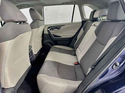 Used 2025 Toyota RAV4 XLE w/ Convenience Package FWD image 36