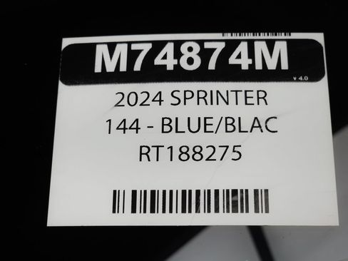 Used 2024 Mercedes-Benz Sprinter 2500 image 31