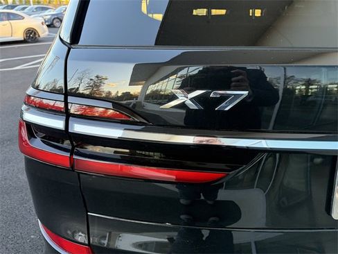 Certified 2023 BMW X7 xDrive40i w/ M Sport Package image 39
