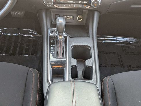 Used 2025 Nissan Sentra SR FWD image 18