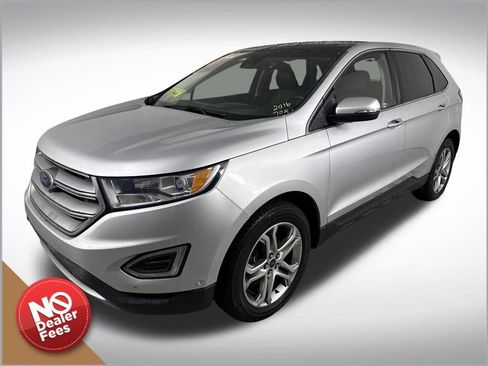 Used 2016 Ford Edge Titanium w/ Equipment Group 302A image 8