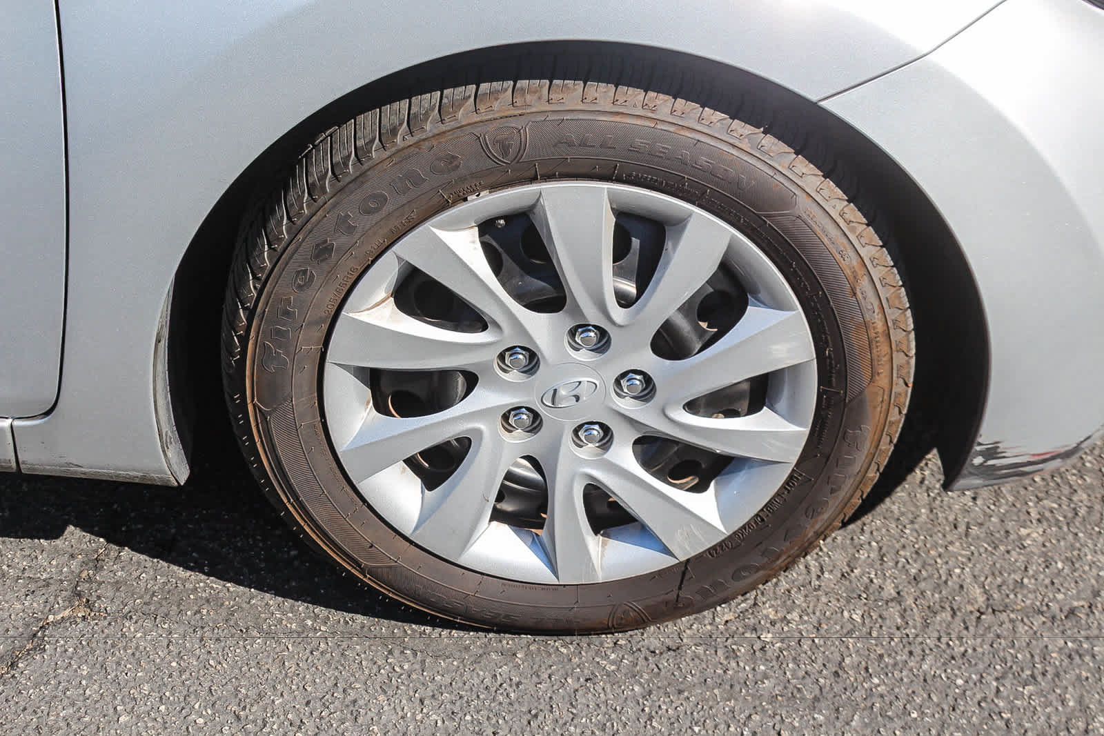 Used 2013 Hyundai Elantra GLS FWD image 12