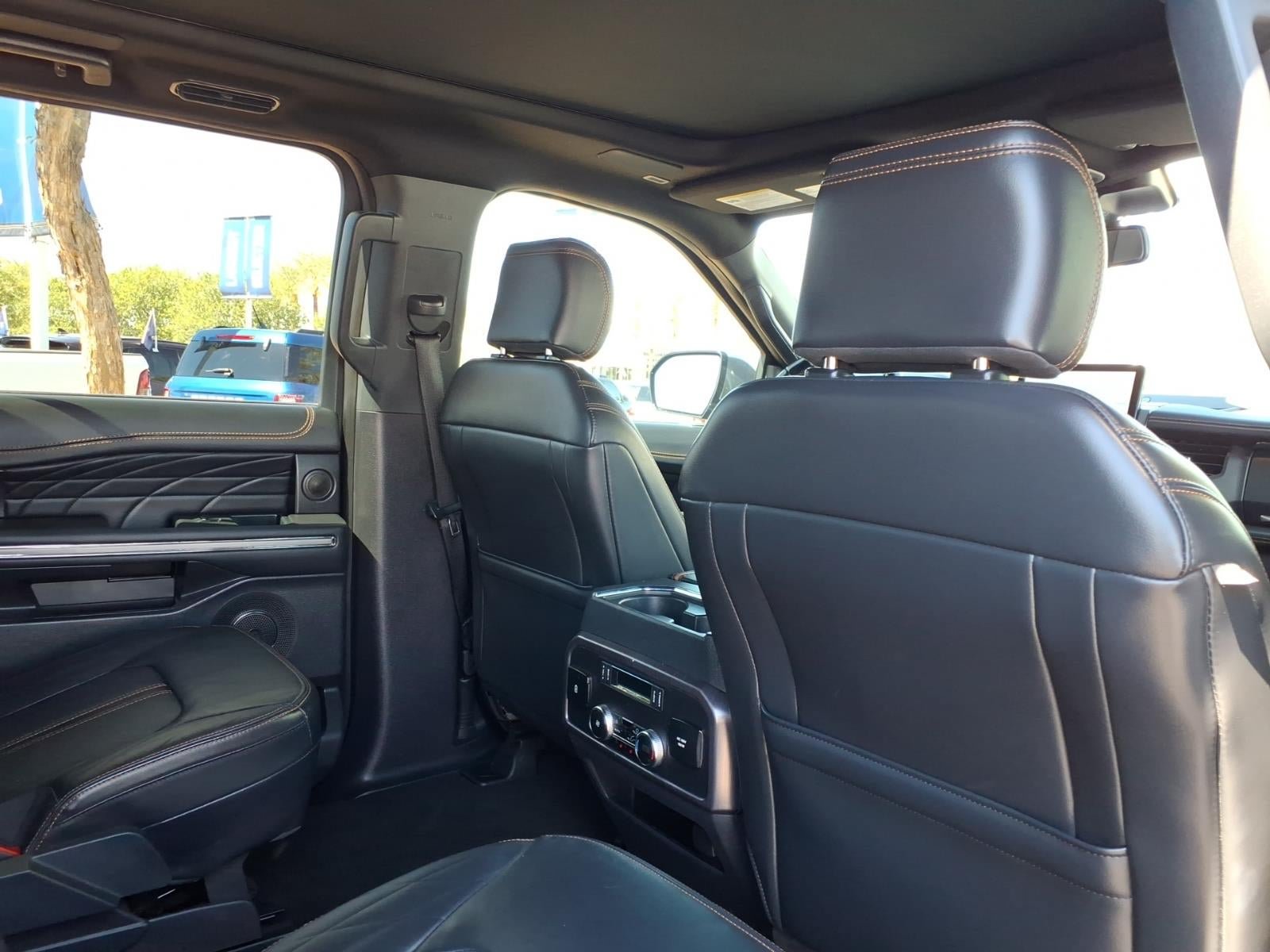 Certified 2024 Ford Expedition Platinum AWD/4WD image 13