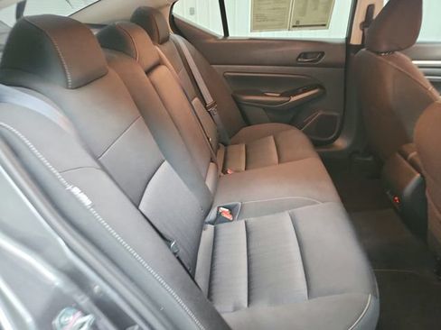 Used 2023 Nissan Altima 2.5 SV w/ SV Premium Package FWD image 38