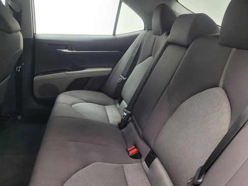 Used 2022 Toyota Camry LE image 18