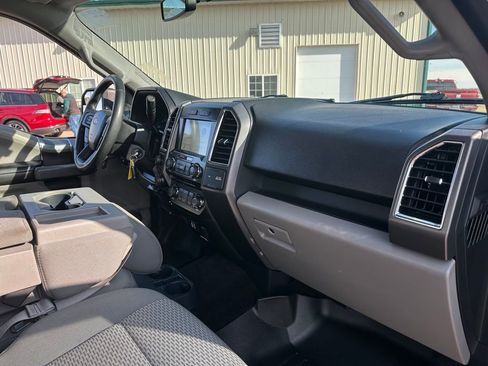 Used 2016 Ford F150 XLT w/ Equipment Group 302A Luxury image 29