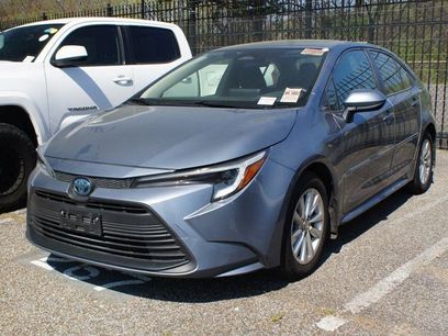 Used 2023 Toyota Corolla LE w/ LE Premium Package