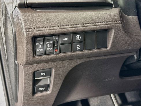 Certified 2021 Honda Odyssey EX-L image 10