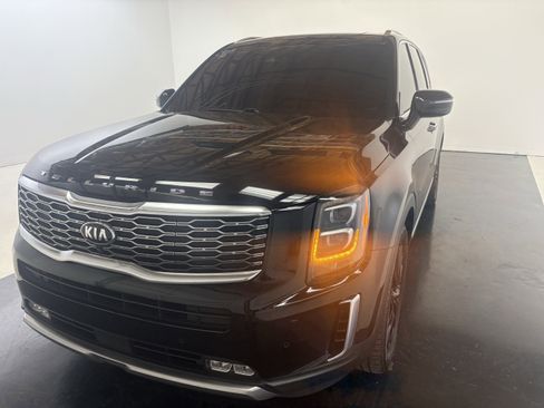 Used 2020 Kia Telluride SX w/ SX Prestige Package image 5