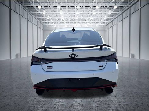 Used 2022 Hyundai Elantra N FWD image 4