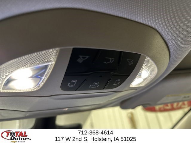 Used 2024 Chrysler Pacifica Touring-L FWD image 20