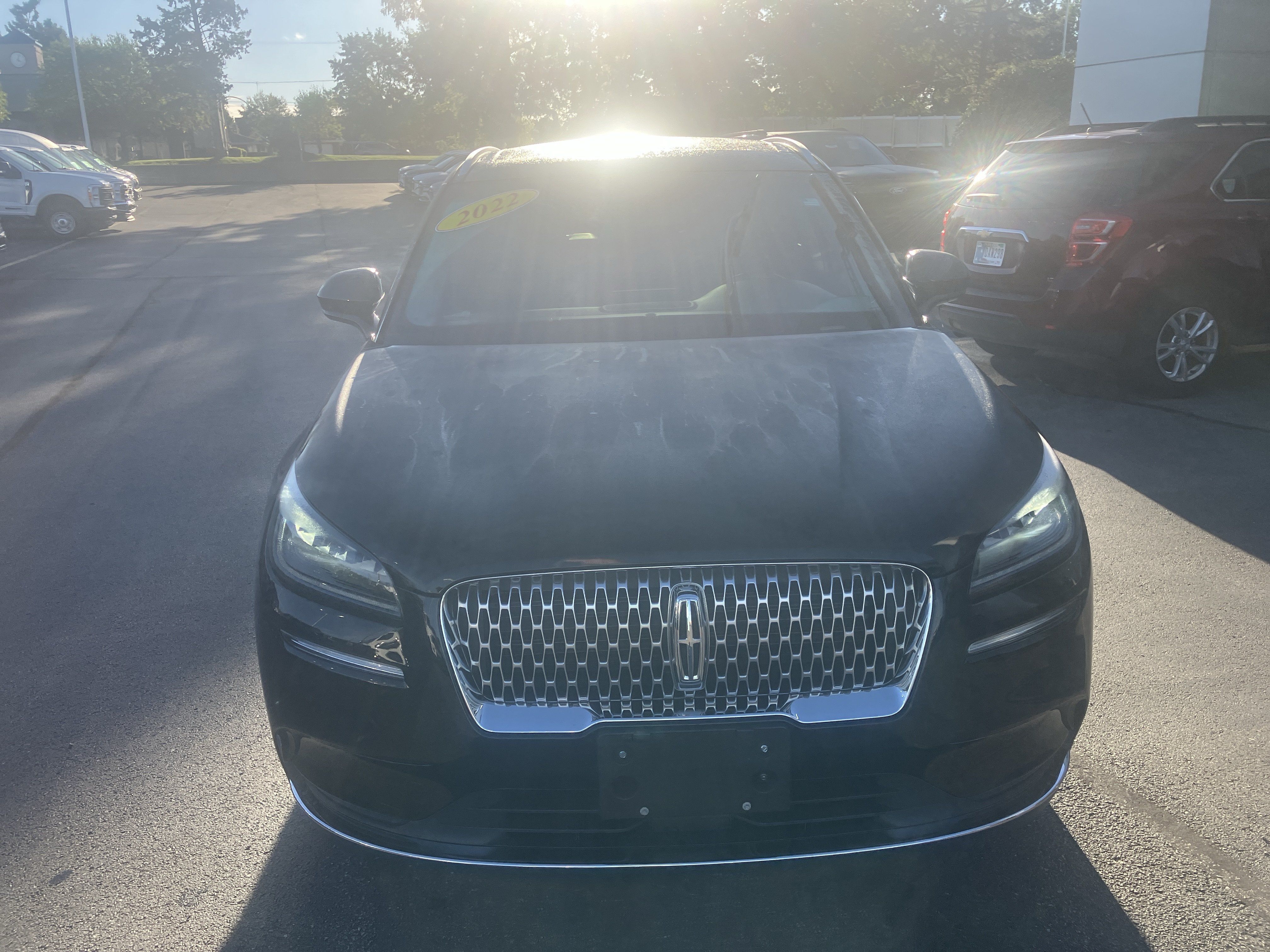 Used 2022 Lincoln Corsair AWD w/ Premium Package image 2
