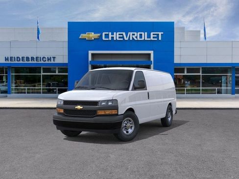 New 2026 Chevrolet Express 2500 RWD image 8