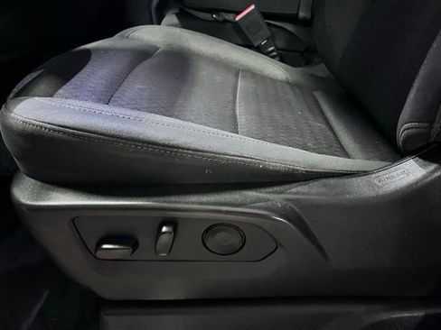 Used 2024 Chevrolet Silverado 2500 LT w/ Convenience Package image 21