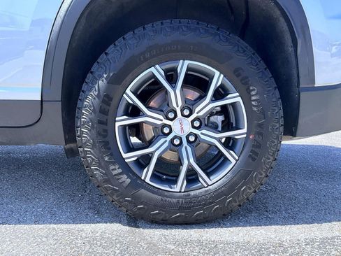 Certified 2025 GMC Acadia AT4 w/ LPO, All-Weather Package AWD/4WD image 23