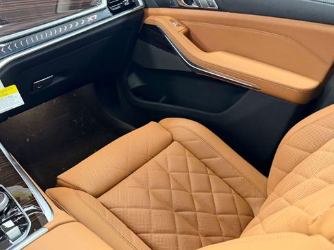 New 2026 BMW X7 xDrive40i image 24