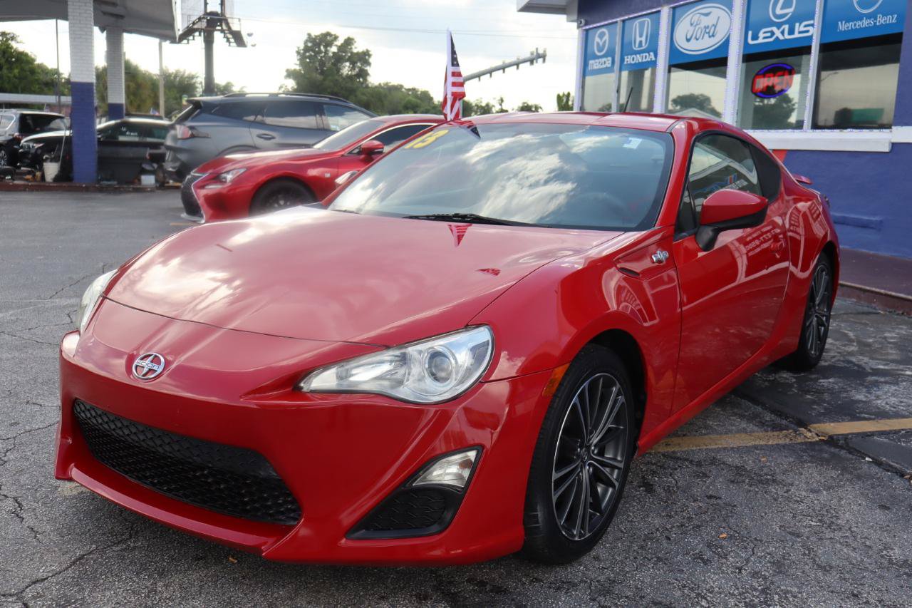 Used 2013 Scion FR-S RWD image 9