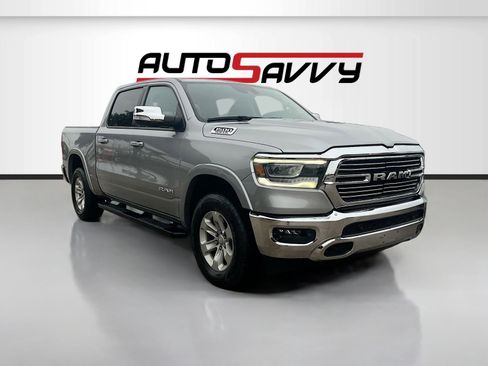 Used 2022 RAM 1500 Laramie AWD/4WD image 1