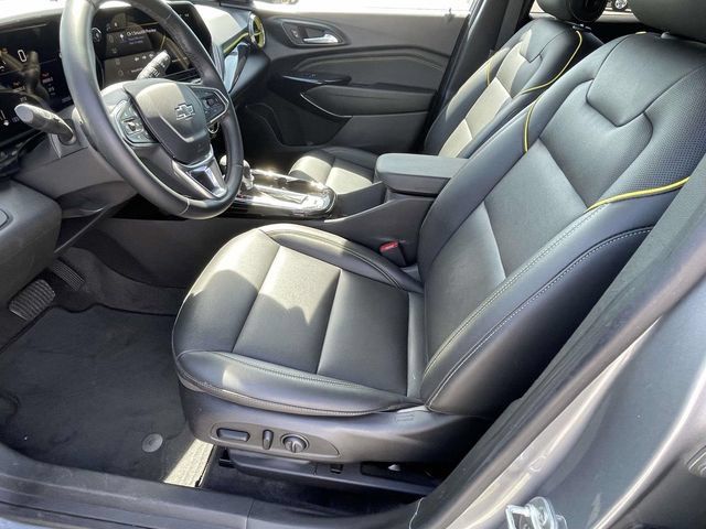 Used 2025 Chevrolet Trax ACTIV w/ Driver Confidence Package FWD image 14