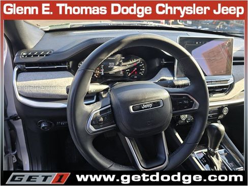 Certified 2024 Jeep Compass Latitude AWD/4WD image 16