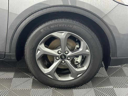 Used 2025 Ford Escape ST-Line w/ Tech Pack #1 FWD image 13