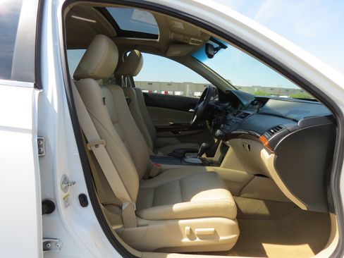 Used 2012 Honda Accord EX-L image 30