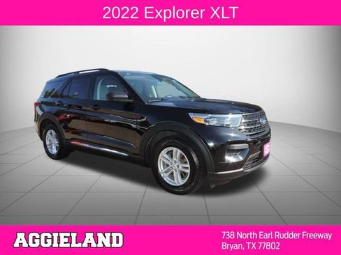 Used 2022 Ford Explorer XLT RWD image 1