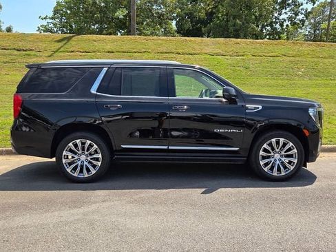 Used 2022 GMC Yukon Denali w/ Max Trailering Package AWD/4WD image 2