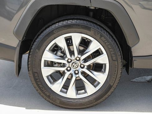 Used 2025 Toyota RAV4 XLE Premium FWD image 11